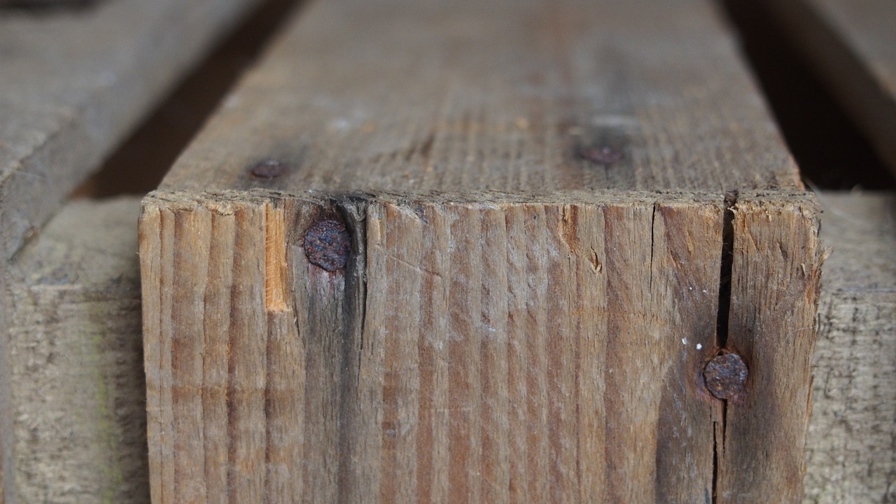 Creating Simple Wooden Flower Boxes: A DIY Guide